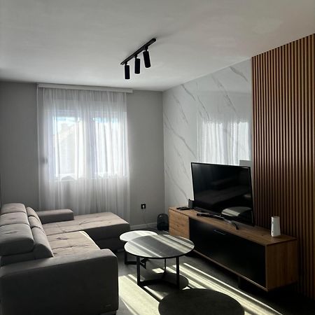 קוטור Apartments Luka מראה חיצוני תמונה