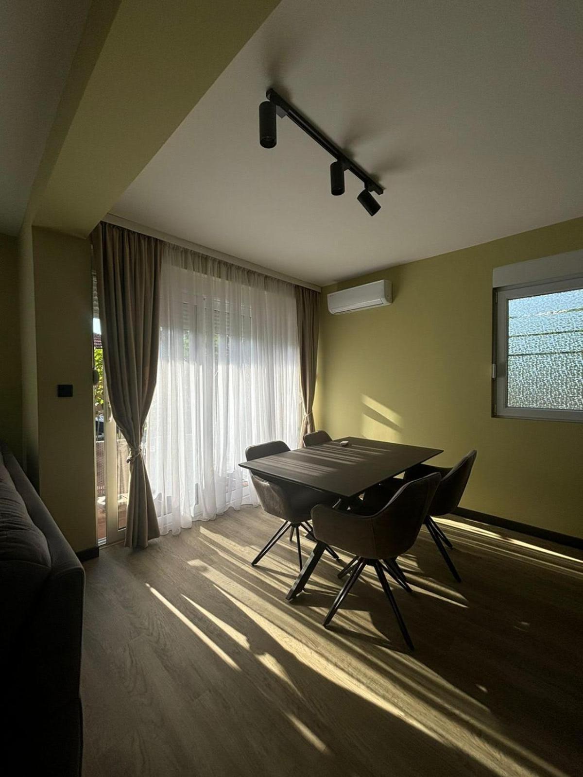 קוטור Apartments Luka מראה חיצוני תמונה